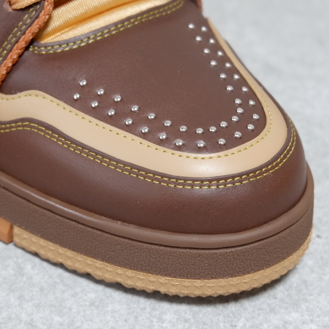 LOUIS VUITTON TRAINERS