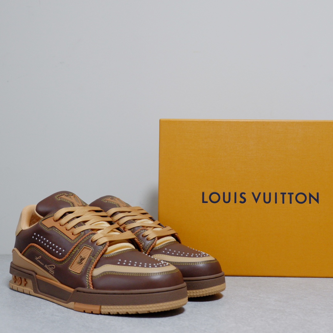 LOUIS VUITTON TRAINERS