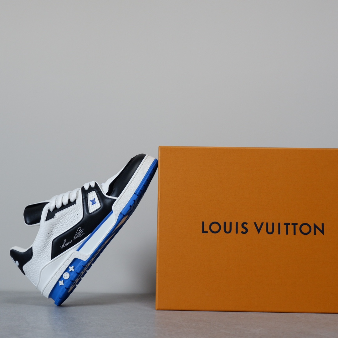LOUIS VUITTON TRAINERS