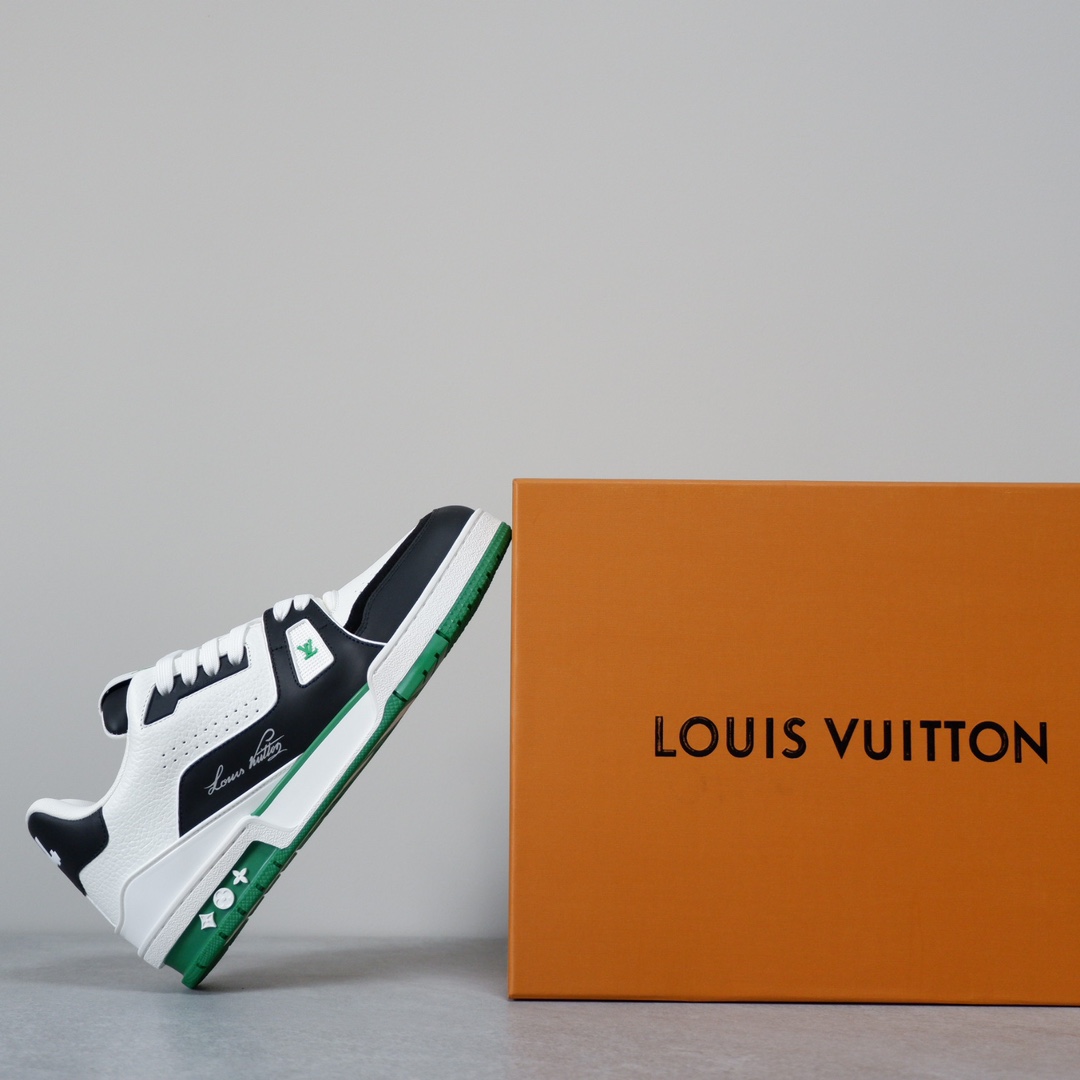 LOUIS VUITTON TRAINERS
