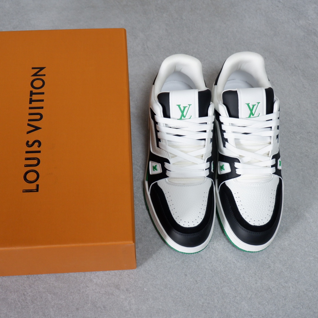 LOUIS VUITTON TRAINERS