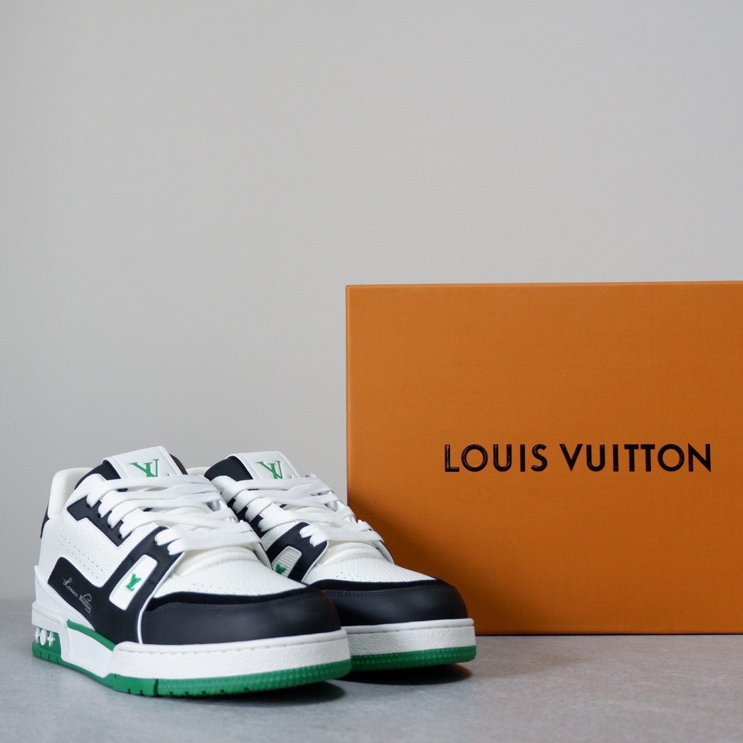 LOUIS VUITTON TRAINERS