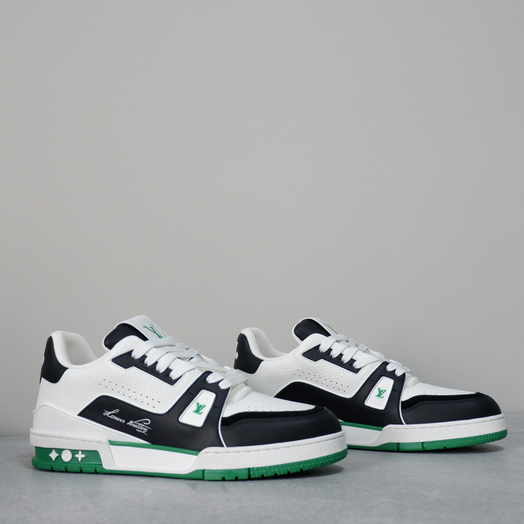 LOUIS VUITTON TRAINERS