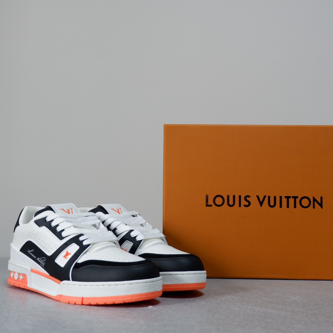 LOUIS VUITTON TRAINERS
