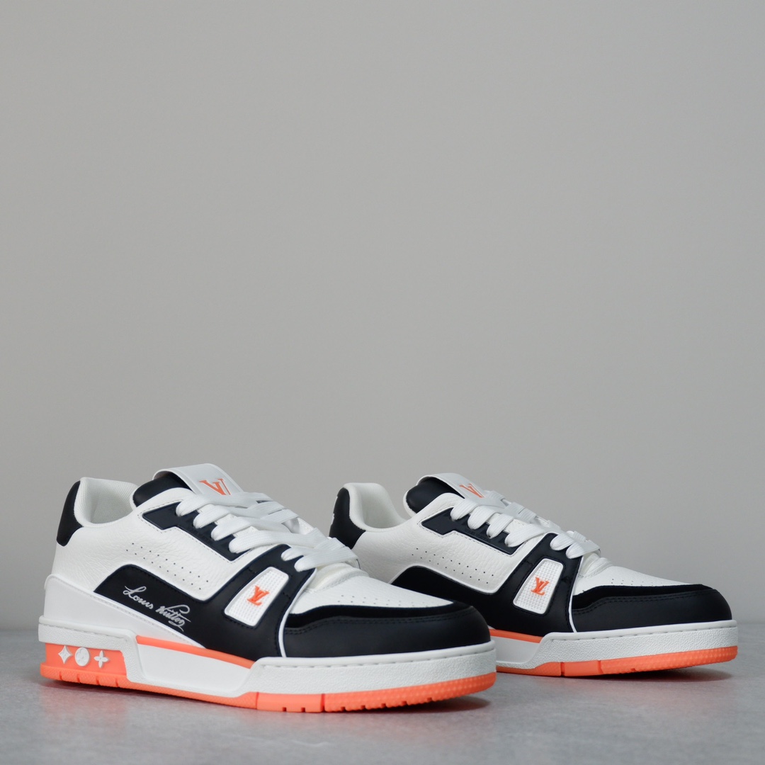 LOUIS VUITTON TRAINERS