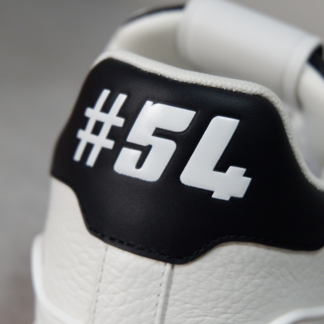 LOUIS VUITTON TRAINERS