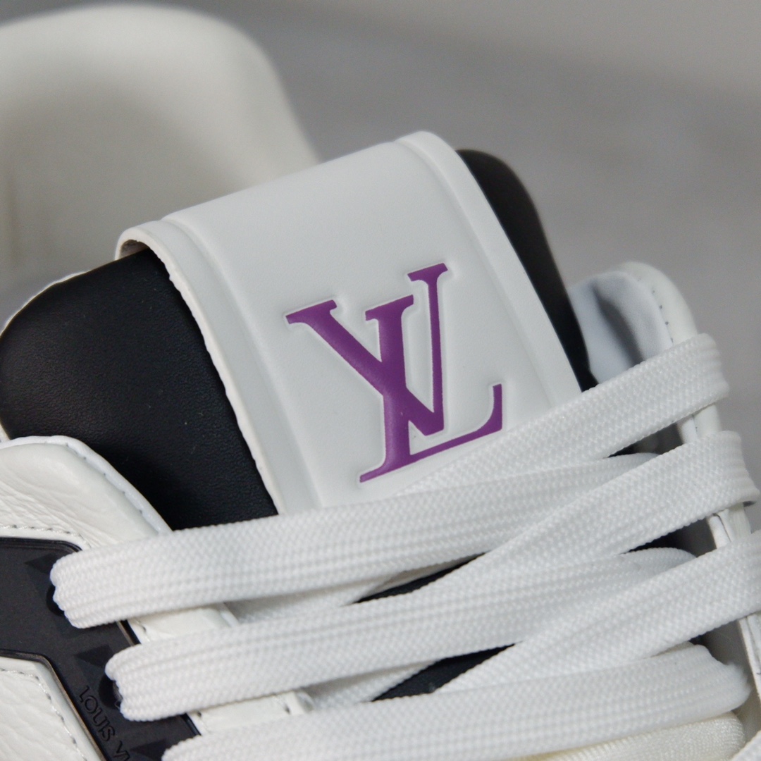 LOUIS VUITTON TRAINERS