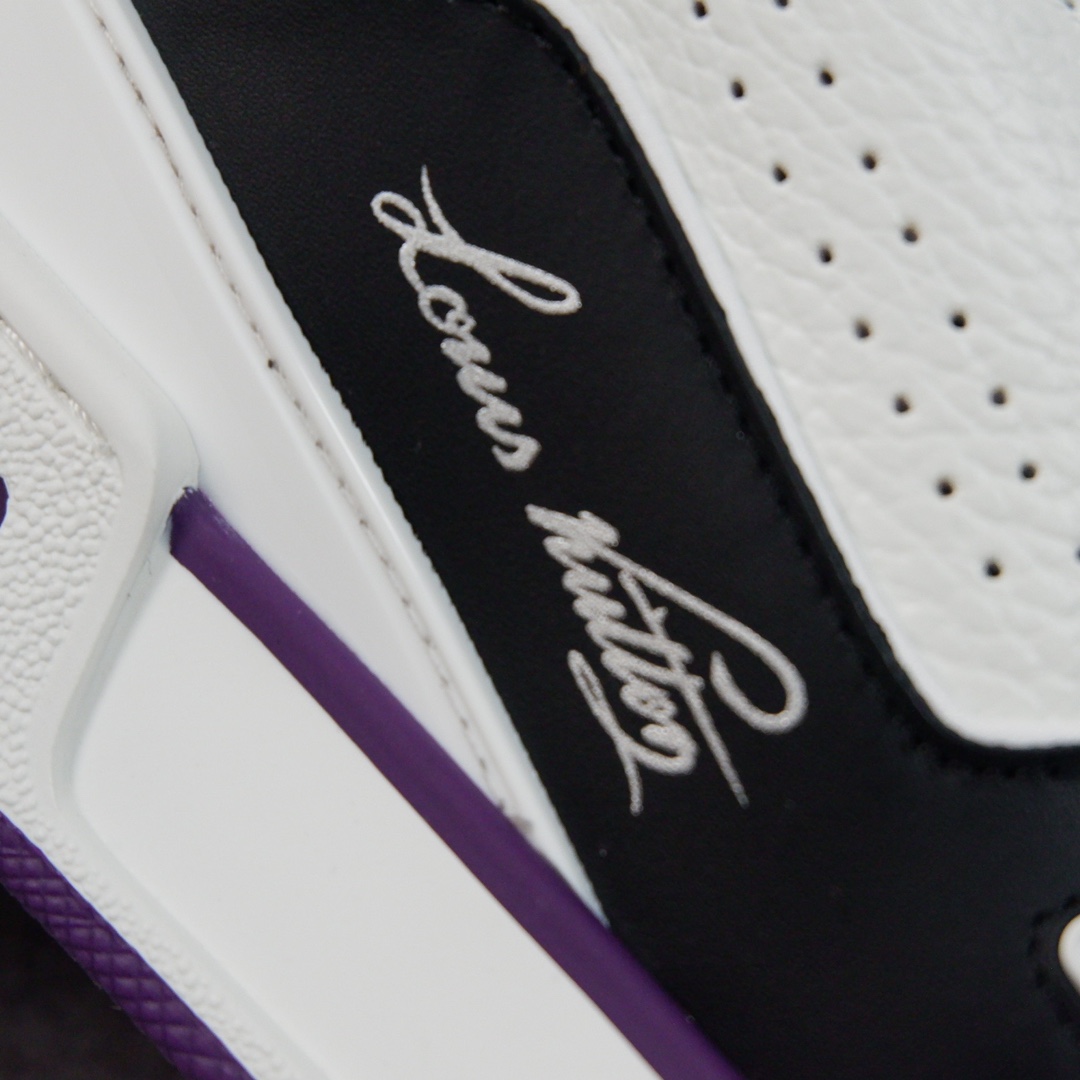 LOUIS VUITTON TRAINERS