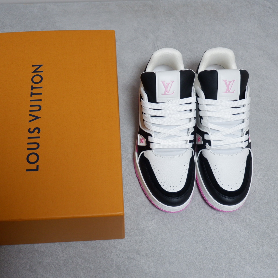 LOUIS VUITTON TRAINERS
