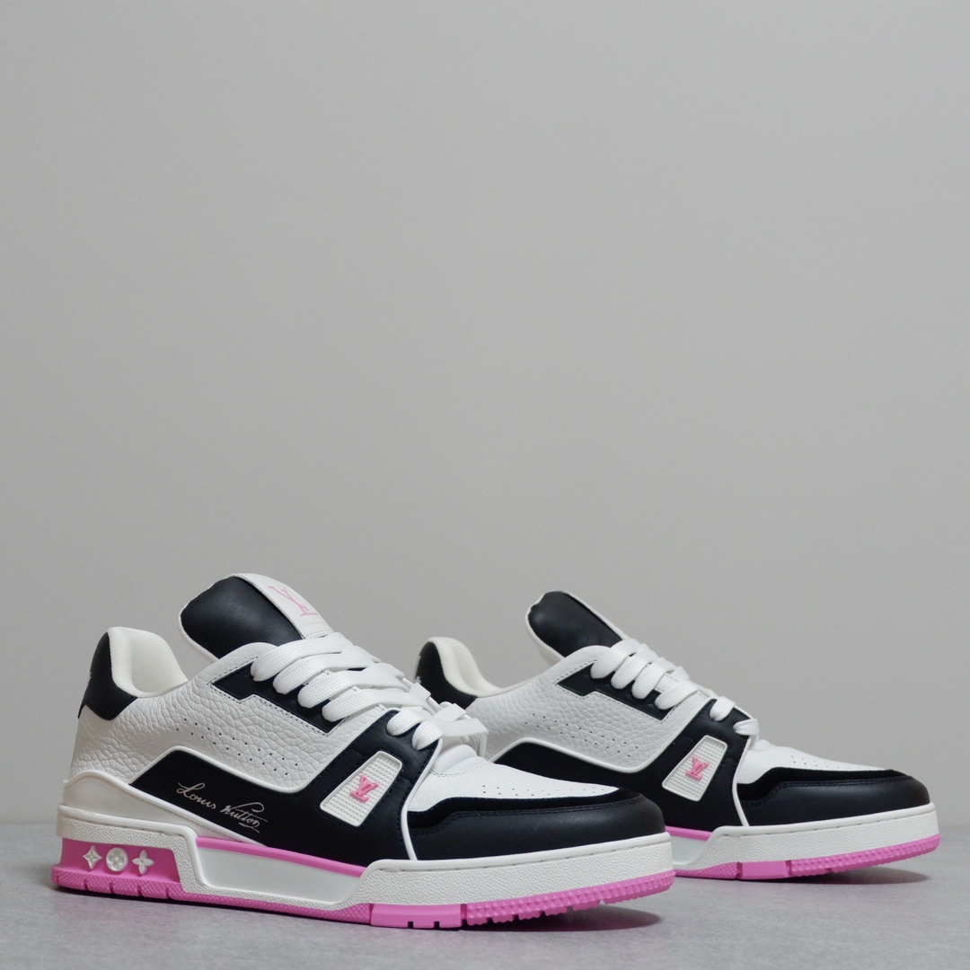 LOUIS VUITTON TRAINERS