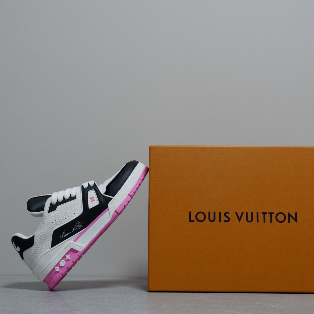 LOUIS VUITTON TRAINERS