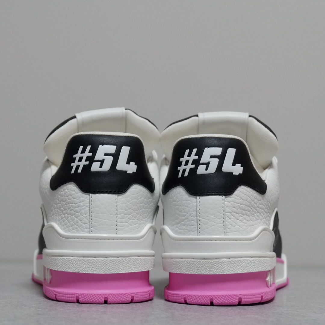 LOUIS VUITTON TRAINERS