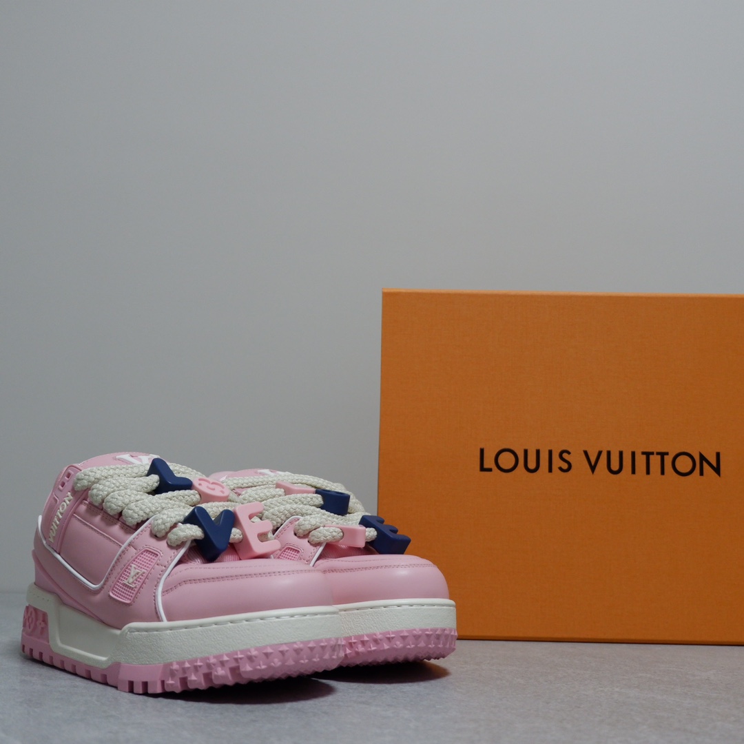 LOUIS VUITTON TRAINERS