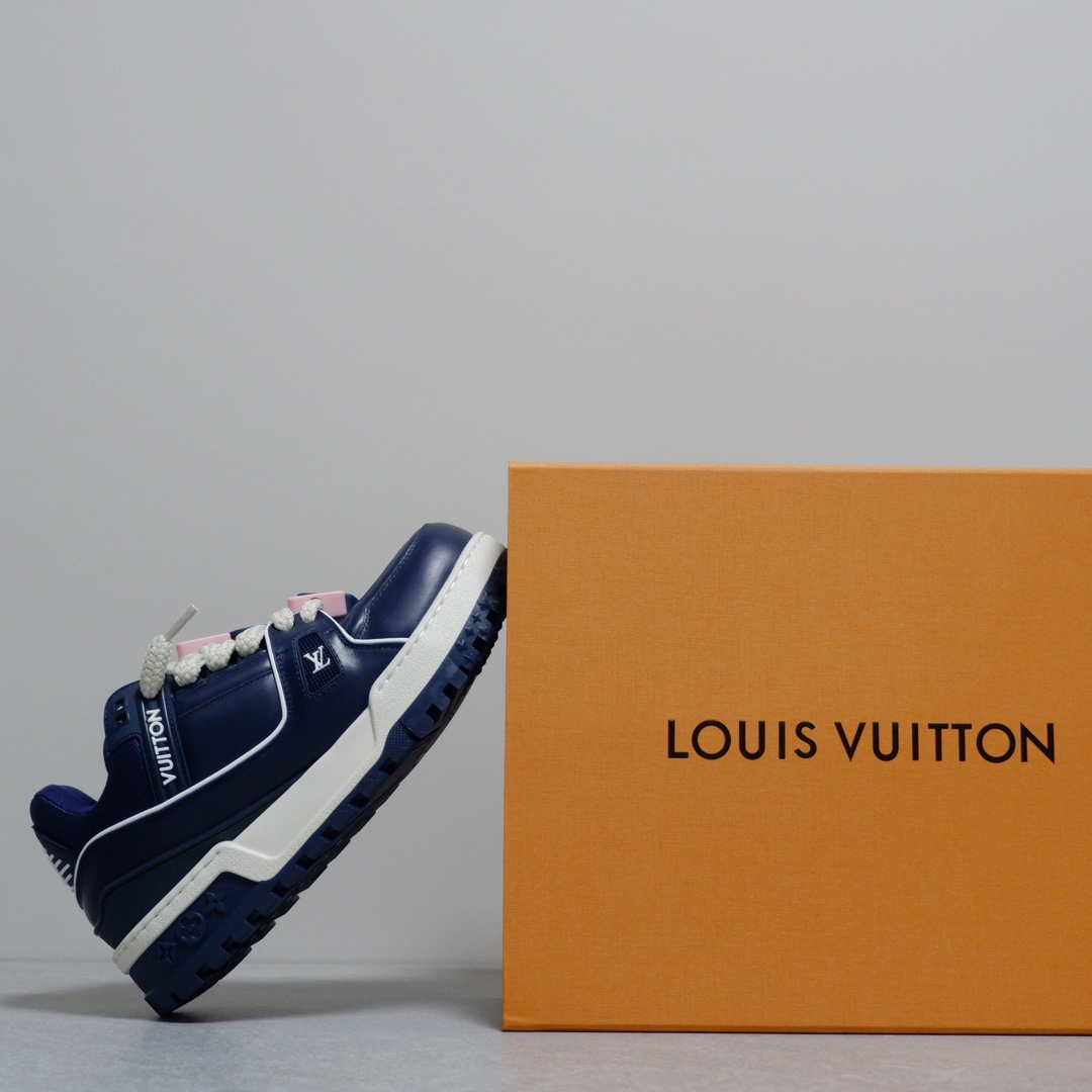 LOUIS VUITTON TRAINERS