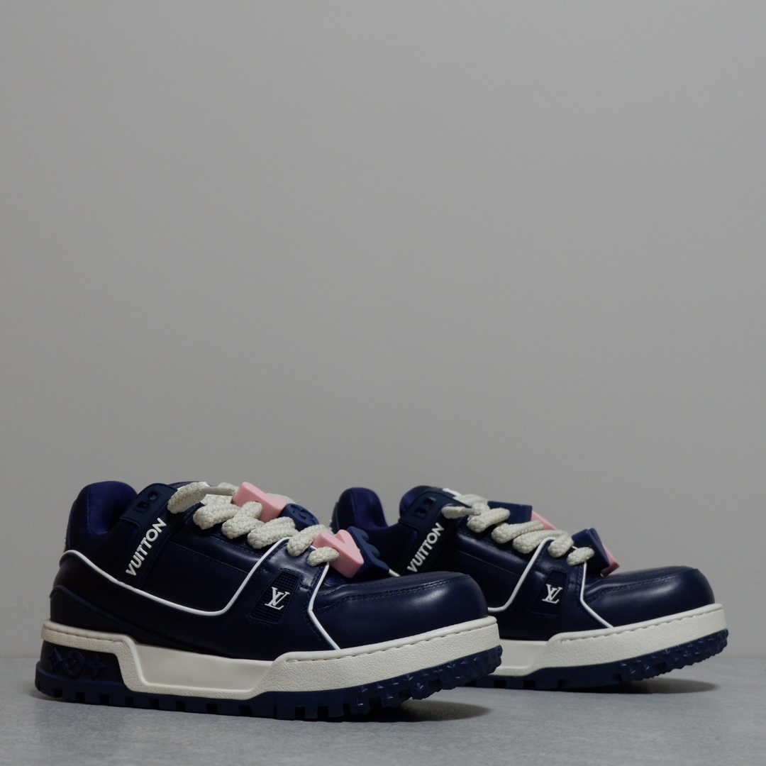 LOUIS VUITTON TRAINERS