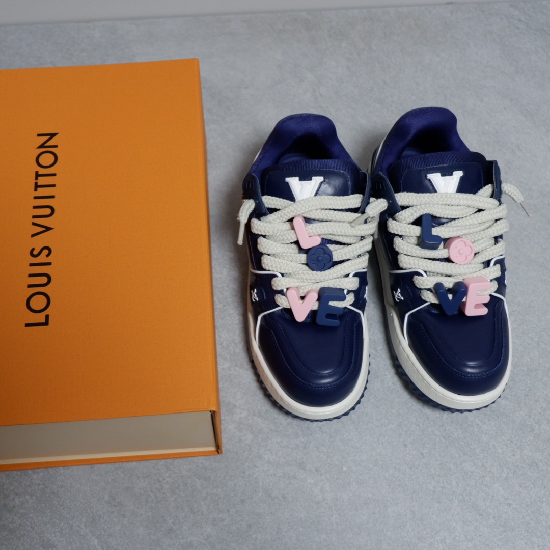 LOUIS VUITTON TRAINERS