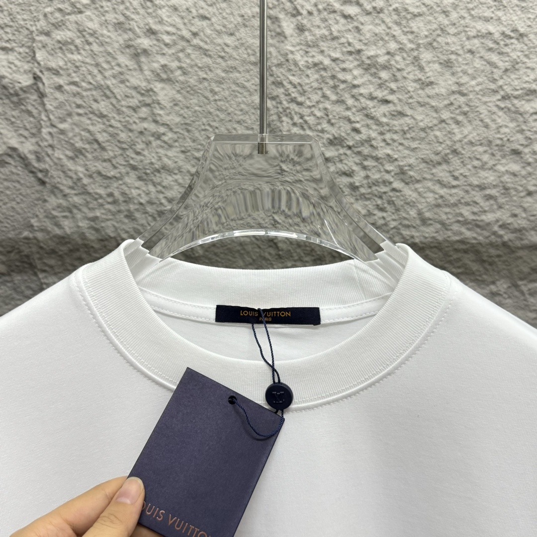 LV T-SHIRT