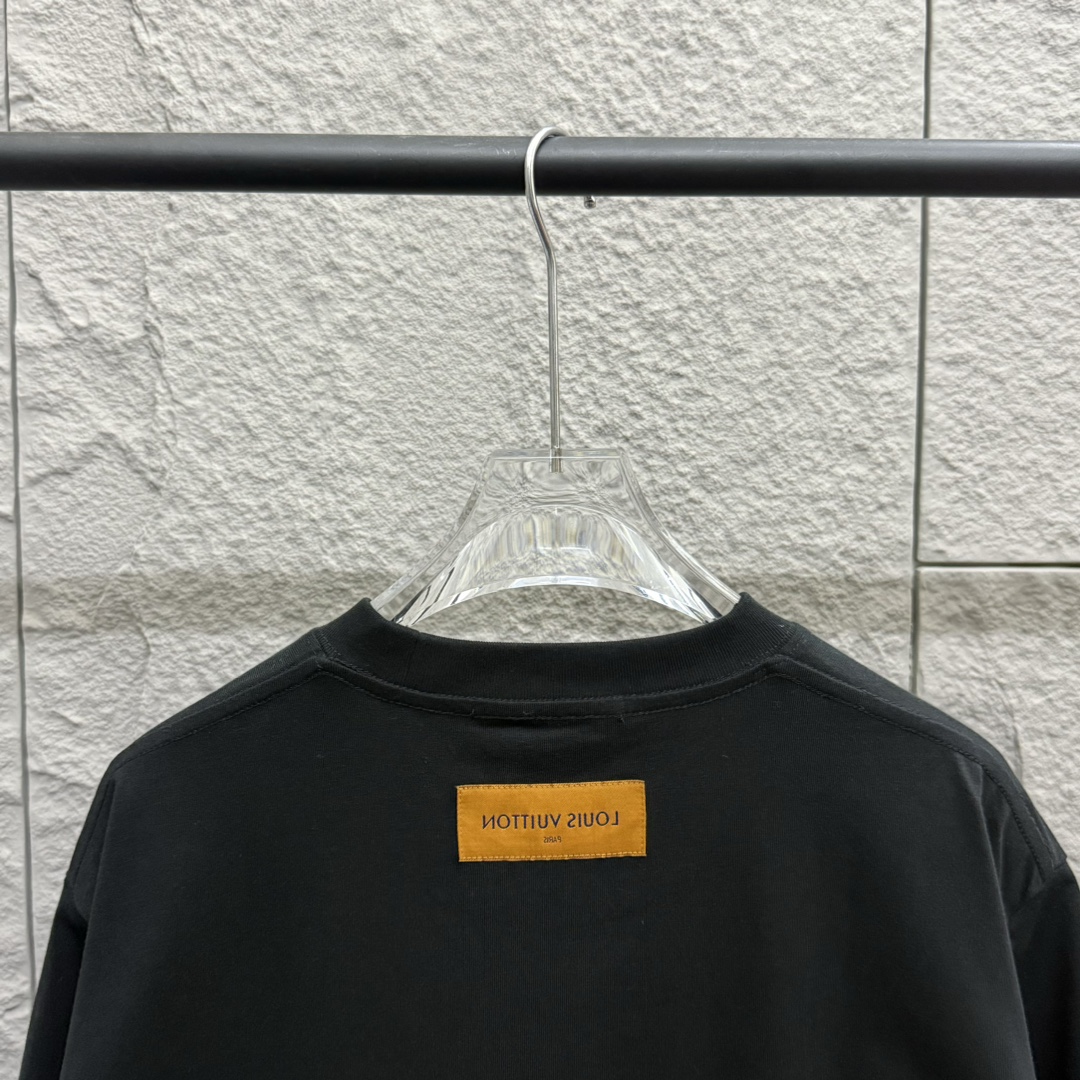 LV T-SHIRT