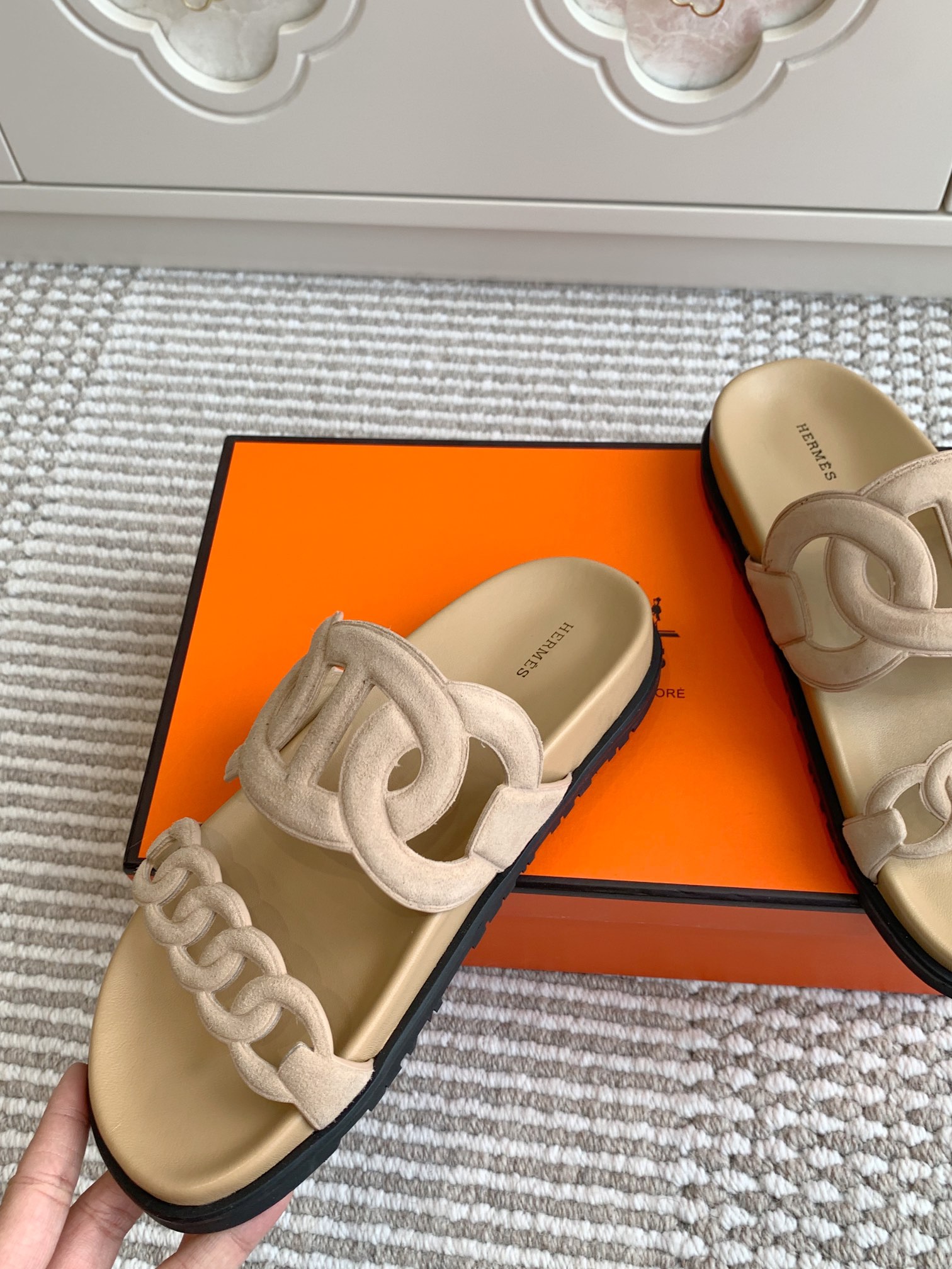 HERMES