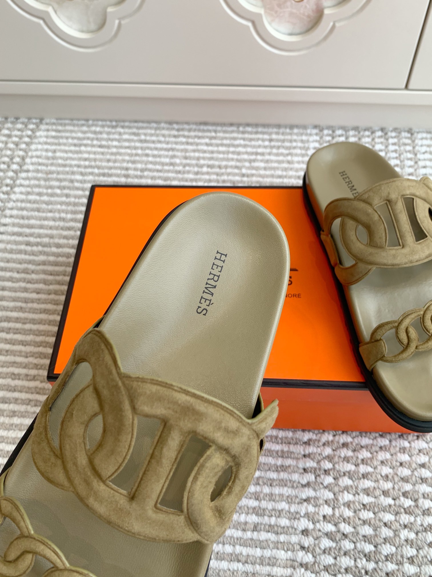 HERMES