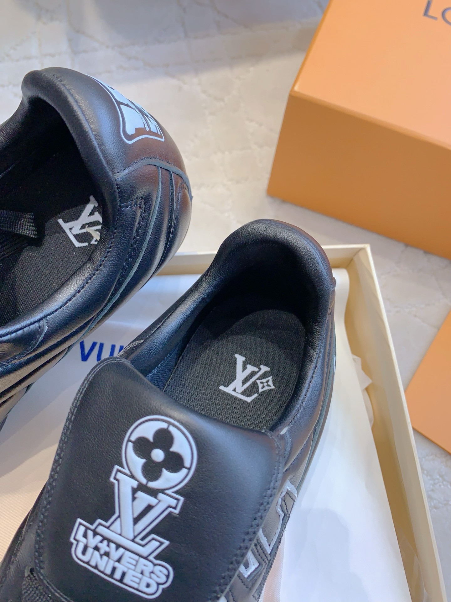 LV