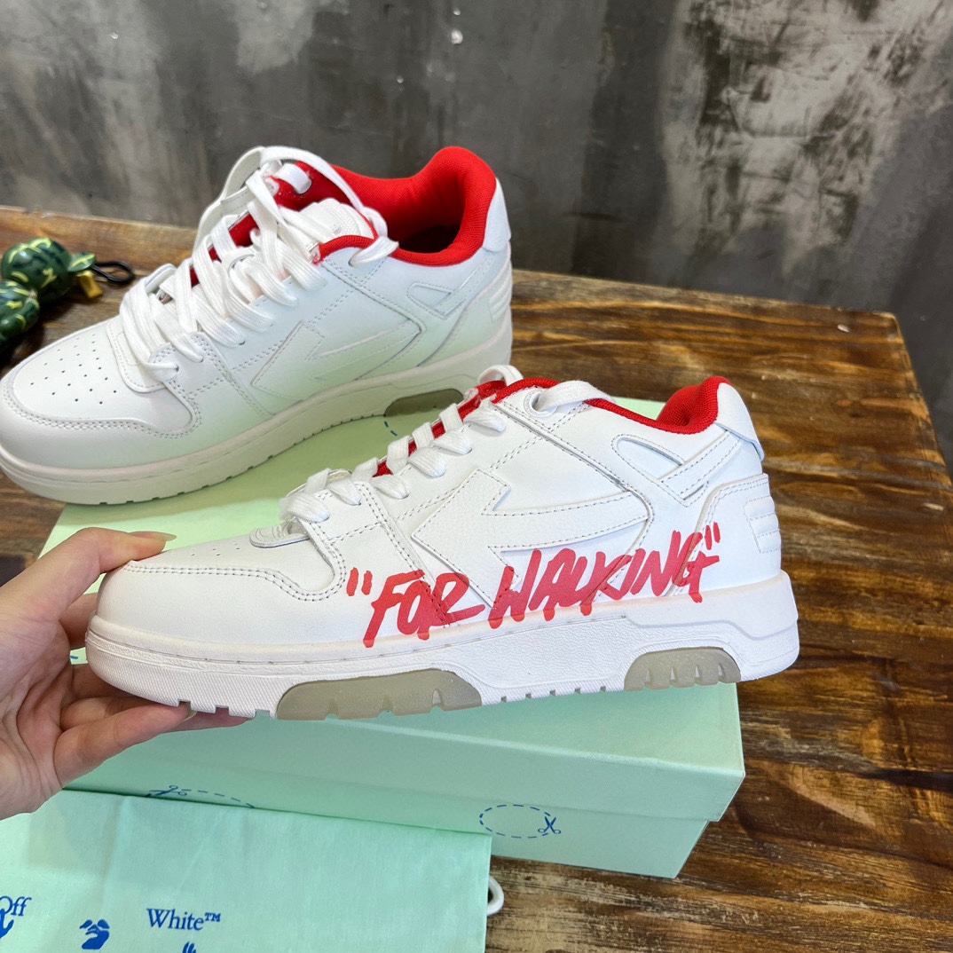 OFF WHITE SNEAKERS 