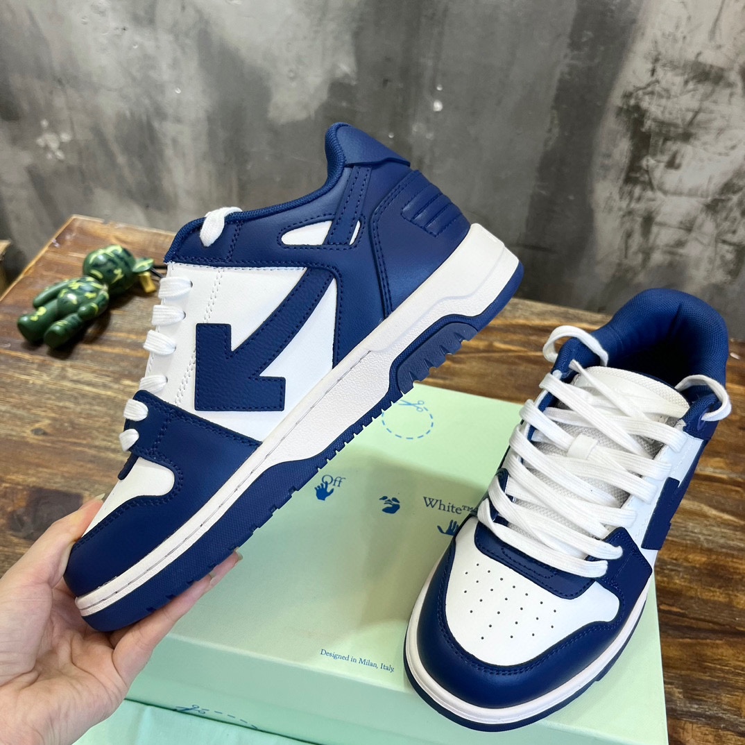 OFF WHITE SNEAKERS 