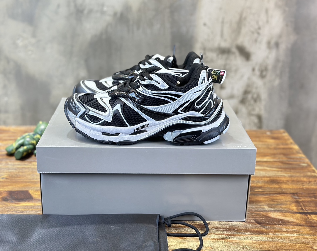 BALENCIAG RUNNER 2