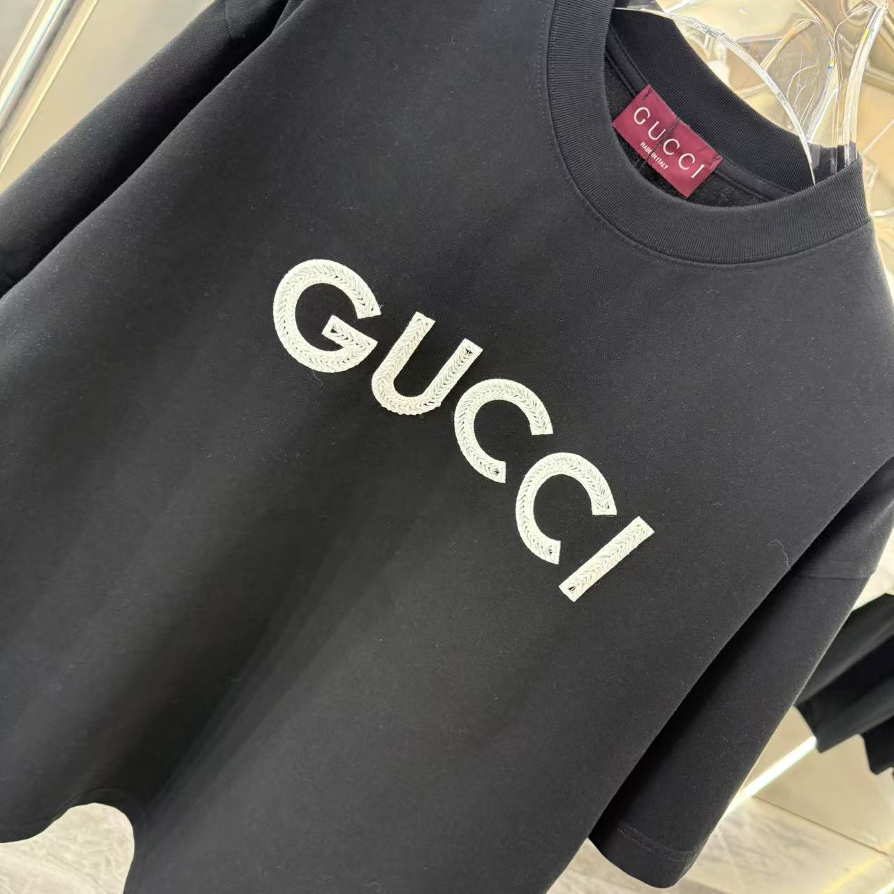 GUCCI T-SHIRT