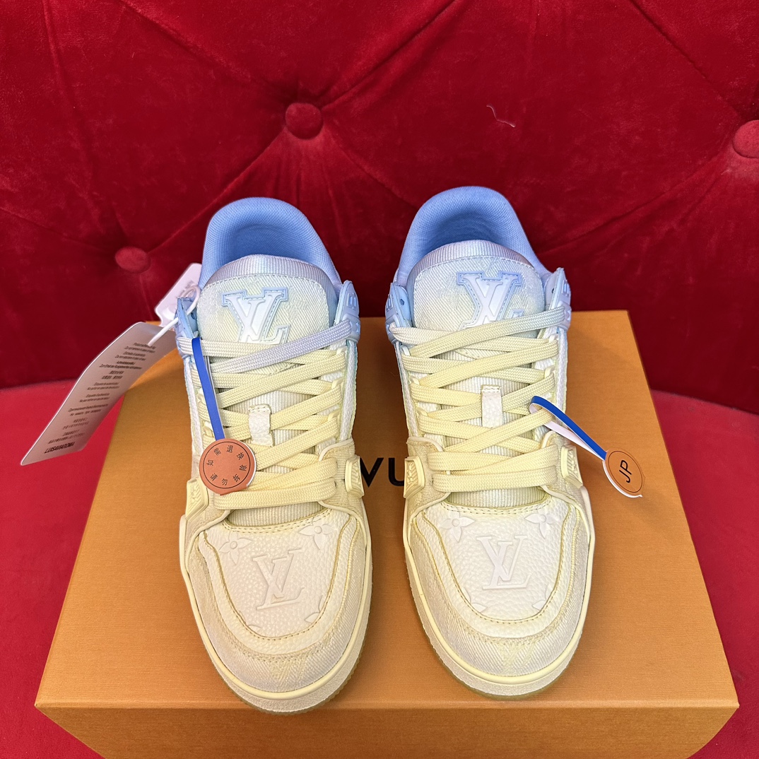 LOUIS VUITTON TRAINERS