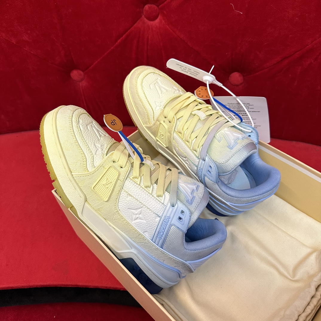 LOUIS VUITTON TRAINERS