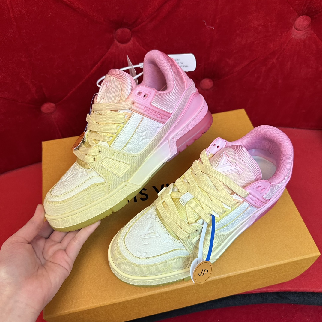 LOUIS VUITTON TRAINERS