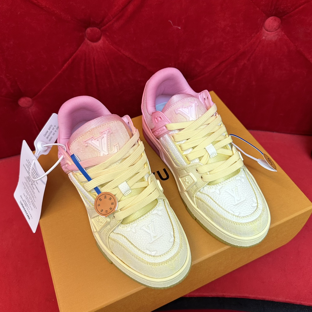 LOUIS VUITTON TRAINERS