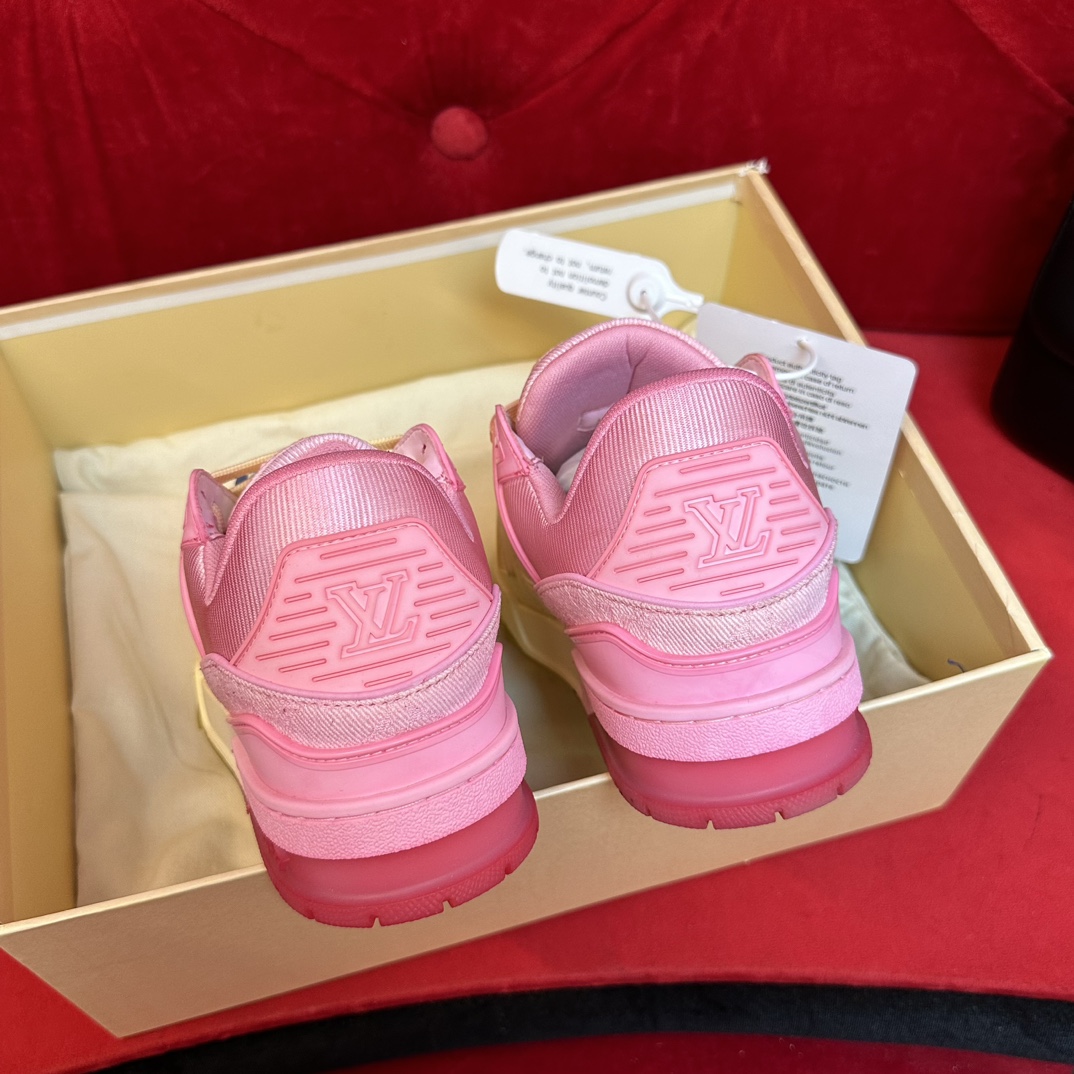 LOUIS VUITTON TRAINERS