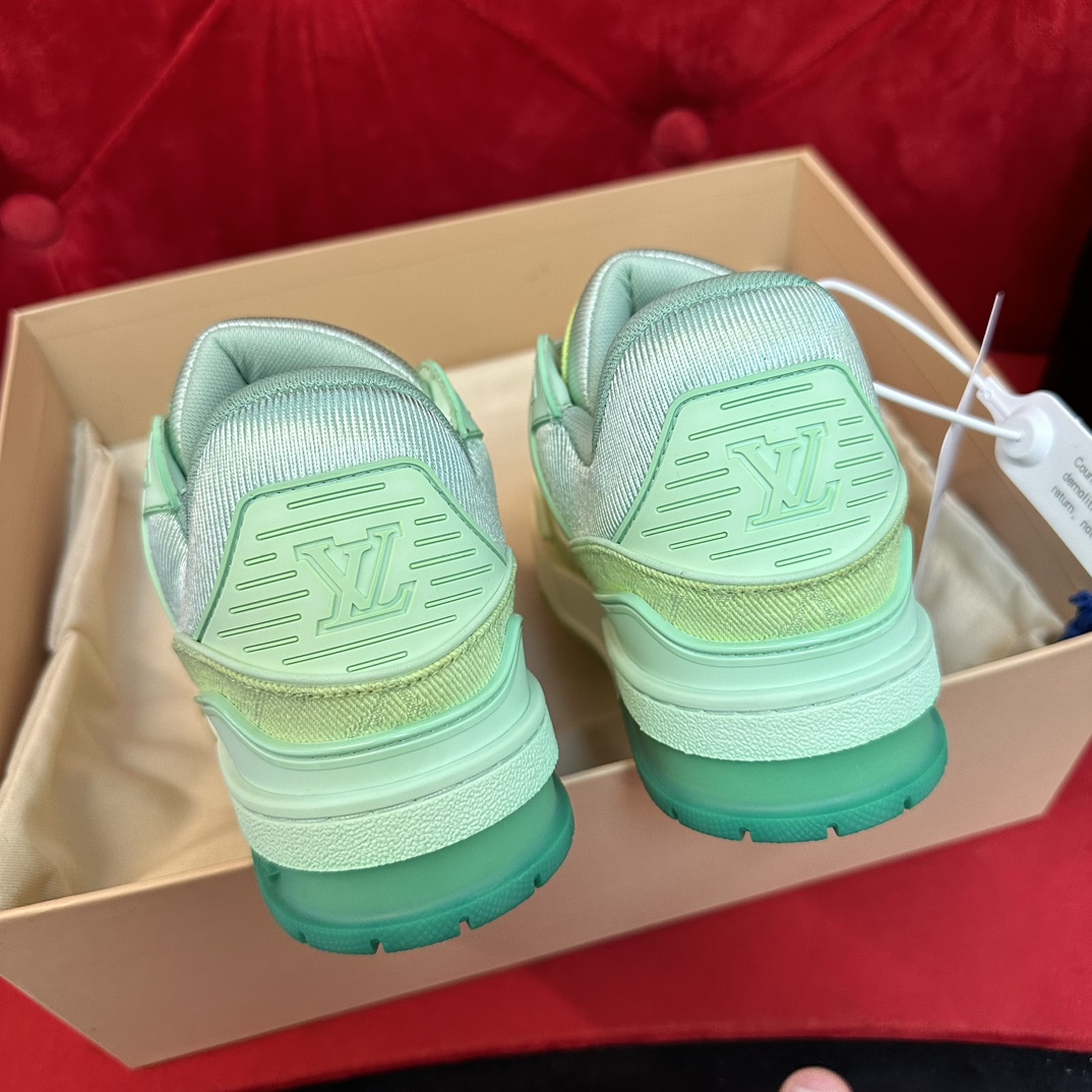 LOUIS VUITTON TRAINERS