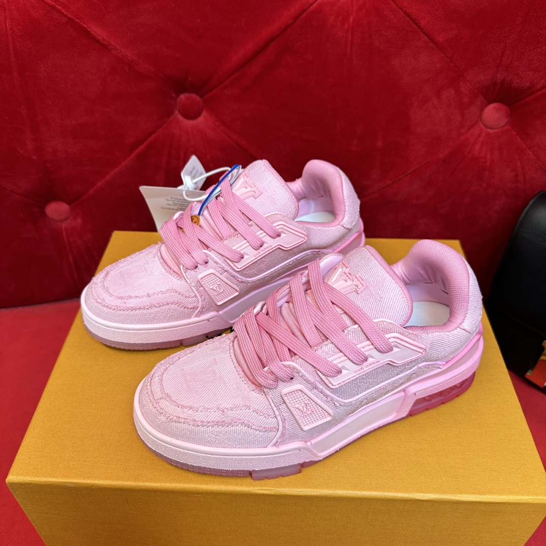 LOUIS VUITTON TRAINERS