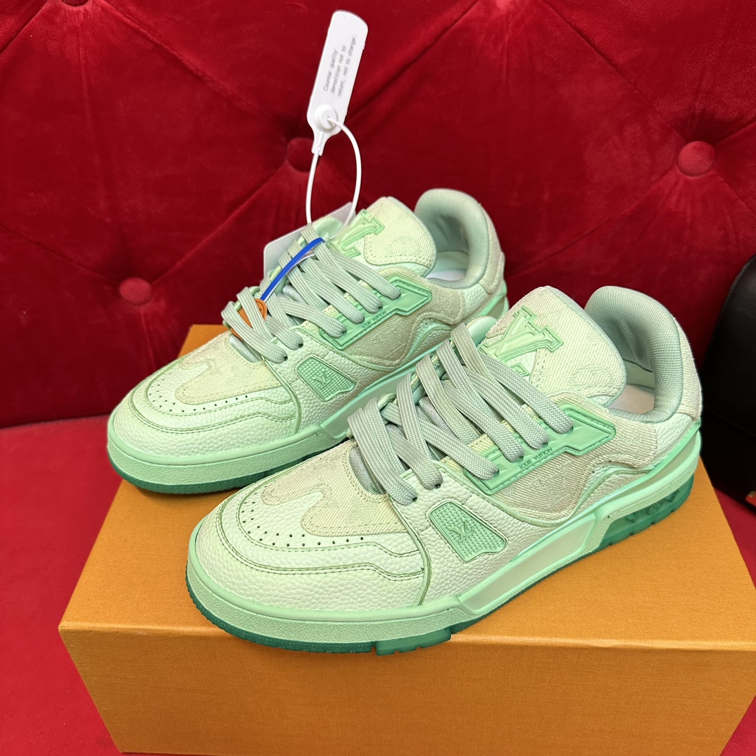 LOUIS VUITTON TRAINERS