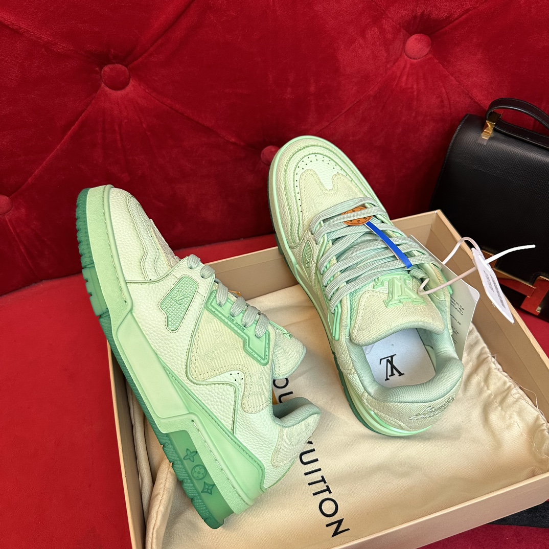 LOUIS VUITTON TRAINERS