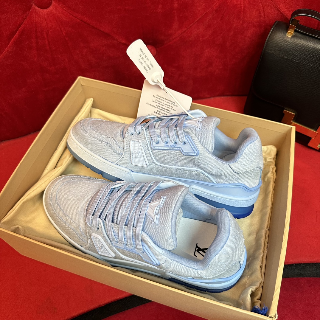 LOUIS VUITTON TRAINERS