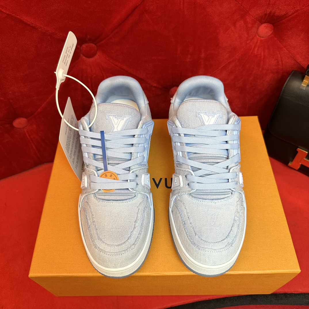 LOUIS VUITTON TRAINERS