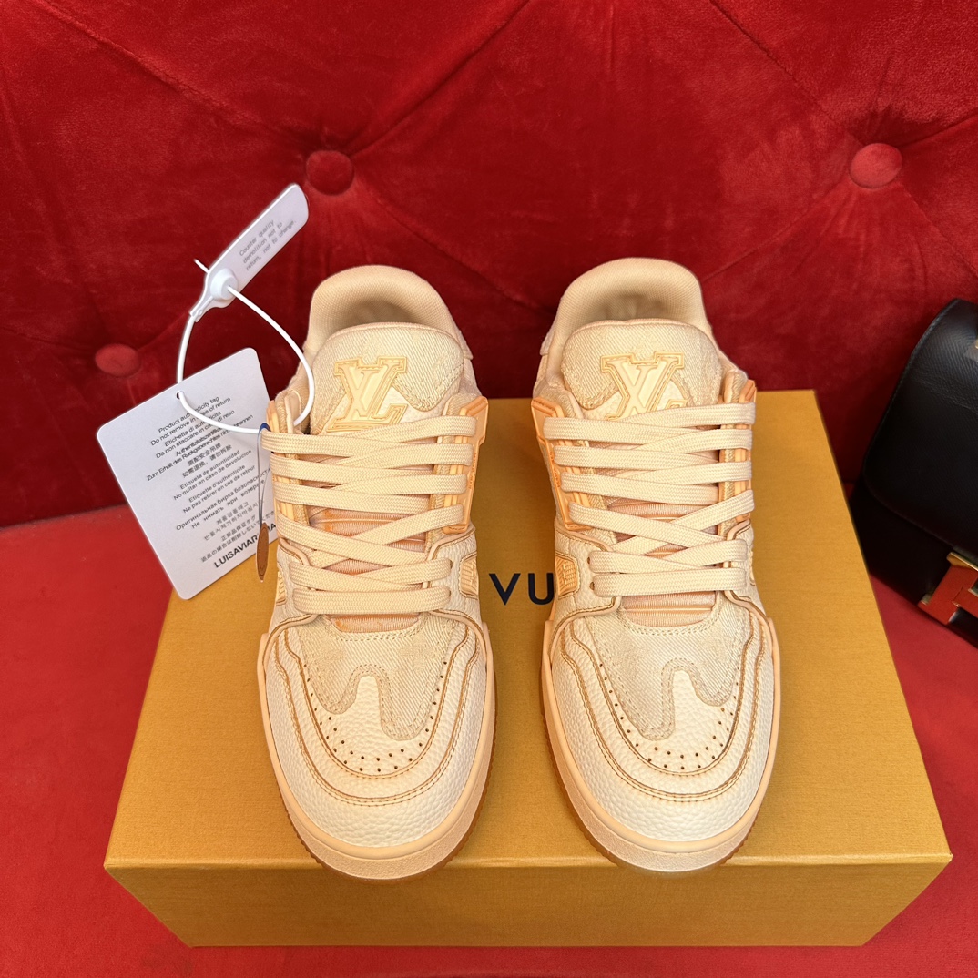 LOUIS VUITTON TRAINERS