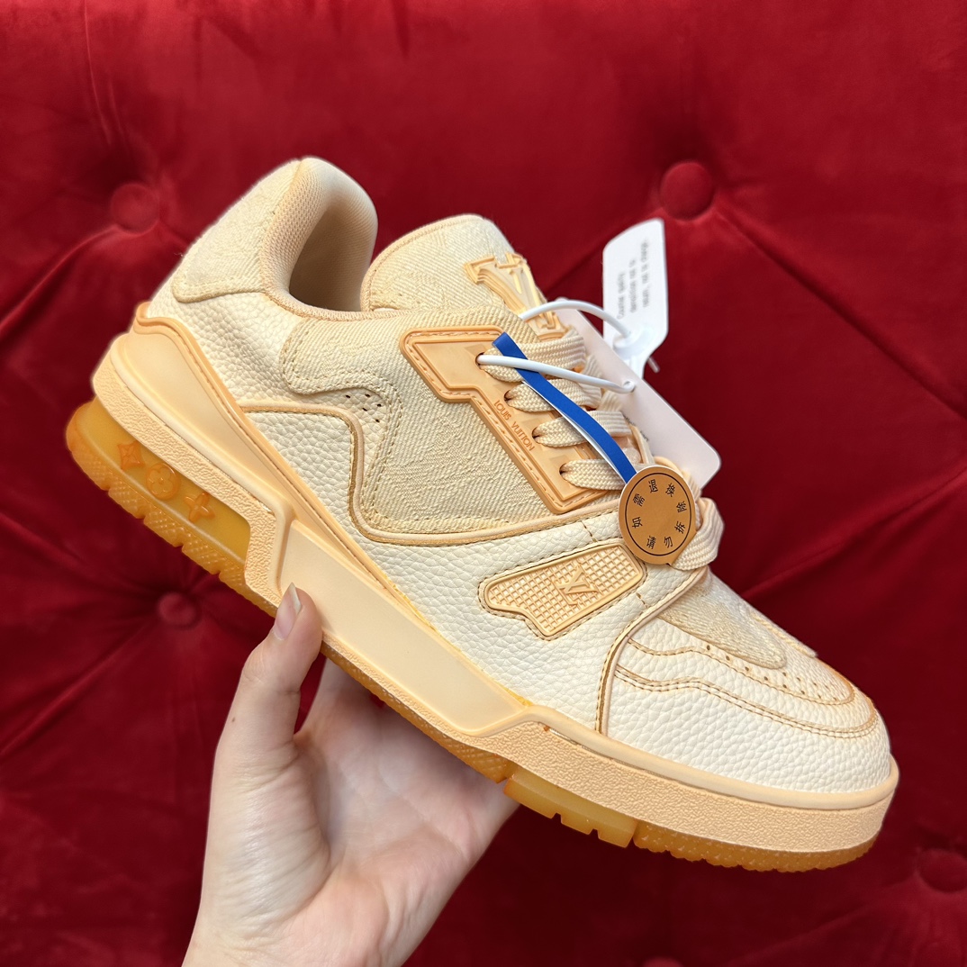 LOUIS VUITTON TRAINERS