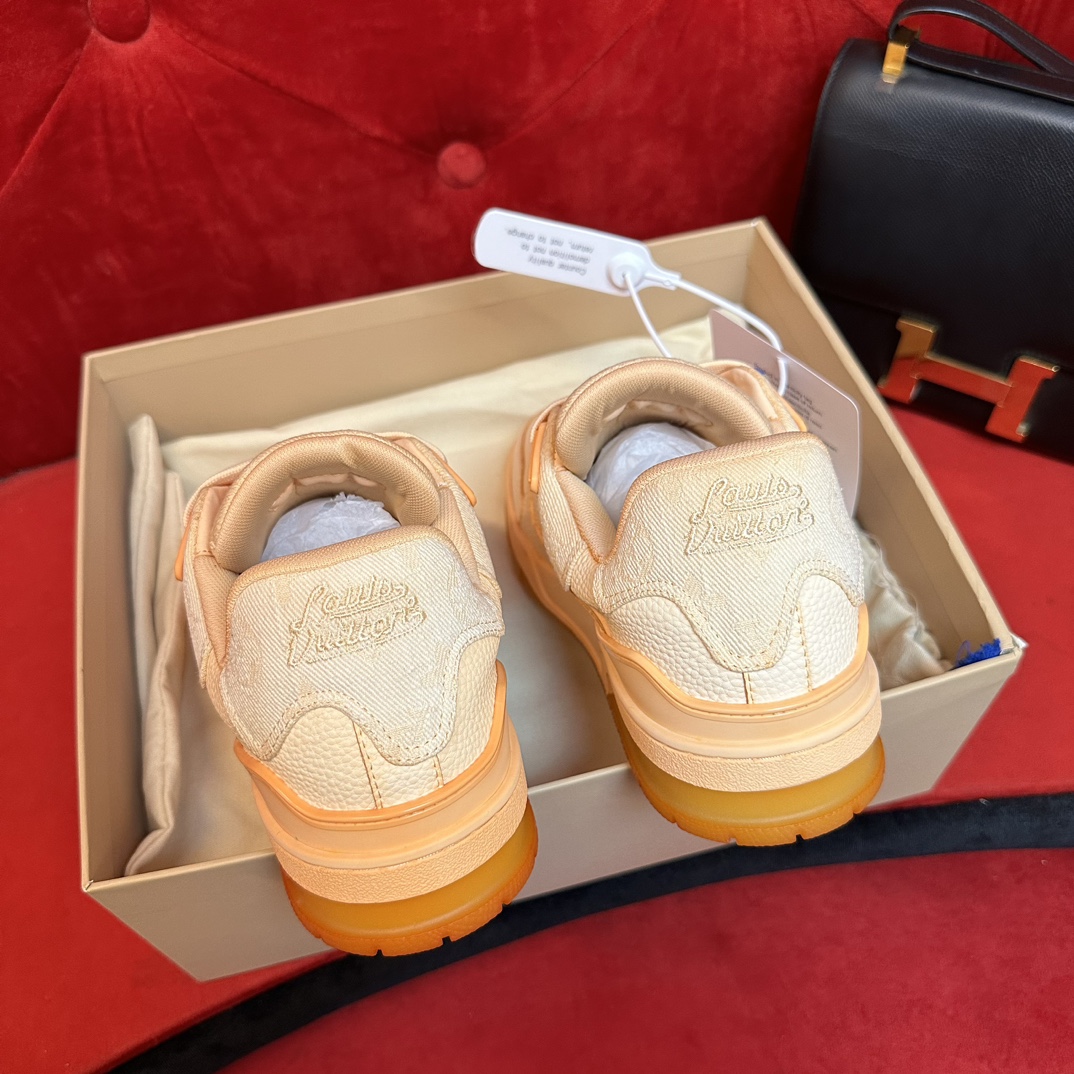 LOUIS VUITTON TRAINERS