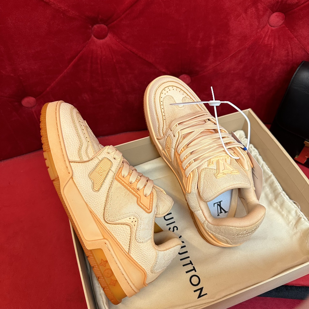 LOUIS VUITTON TRAINERS