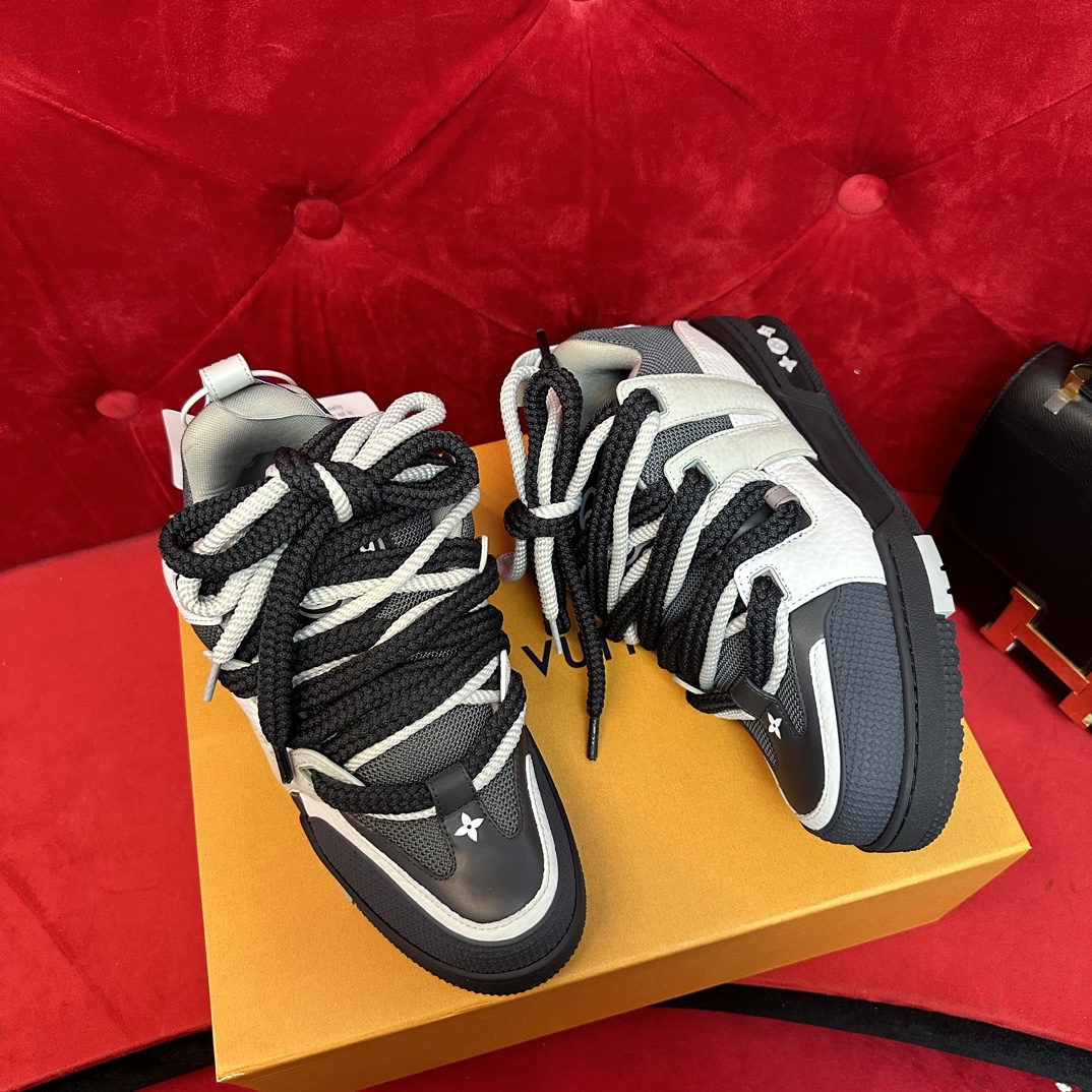 LOUIS VUITTON TRAINERS