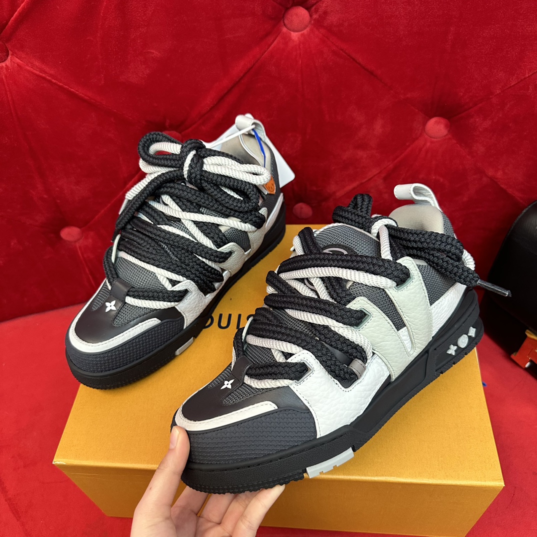 LOUIS VUITTON TRAINERS