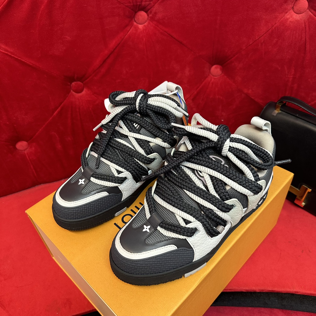 LOUIS VUITTON TRAINERS