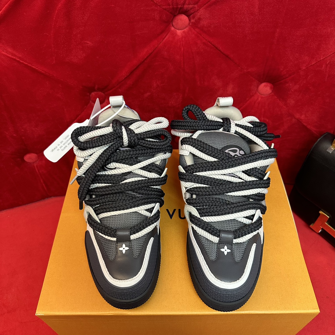 LOUIS VUITTON TRAINERS