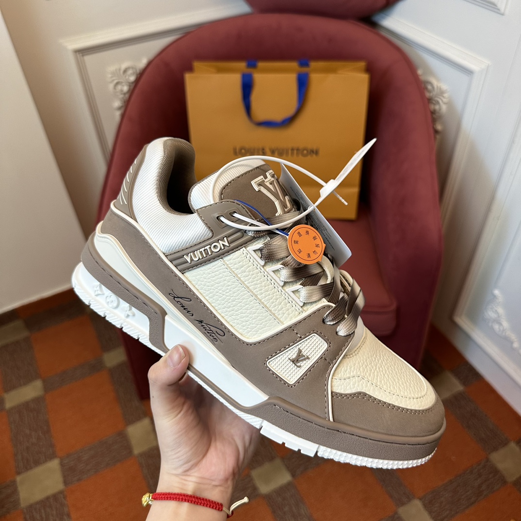 LOUIS VUITTON TRAINERS
