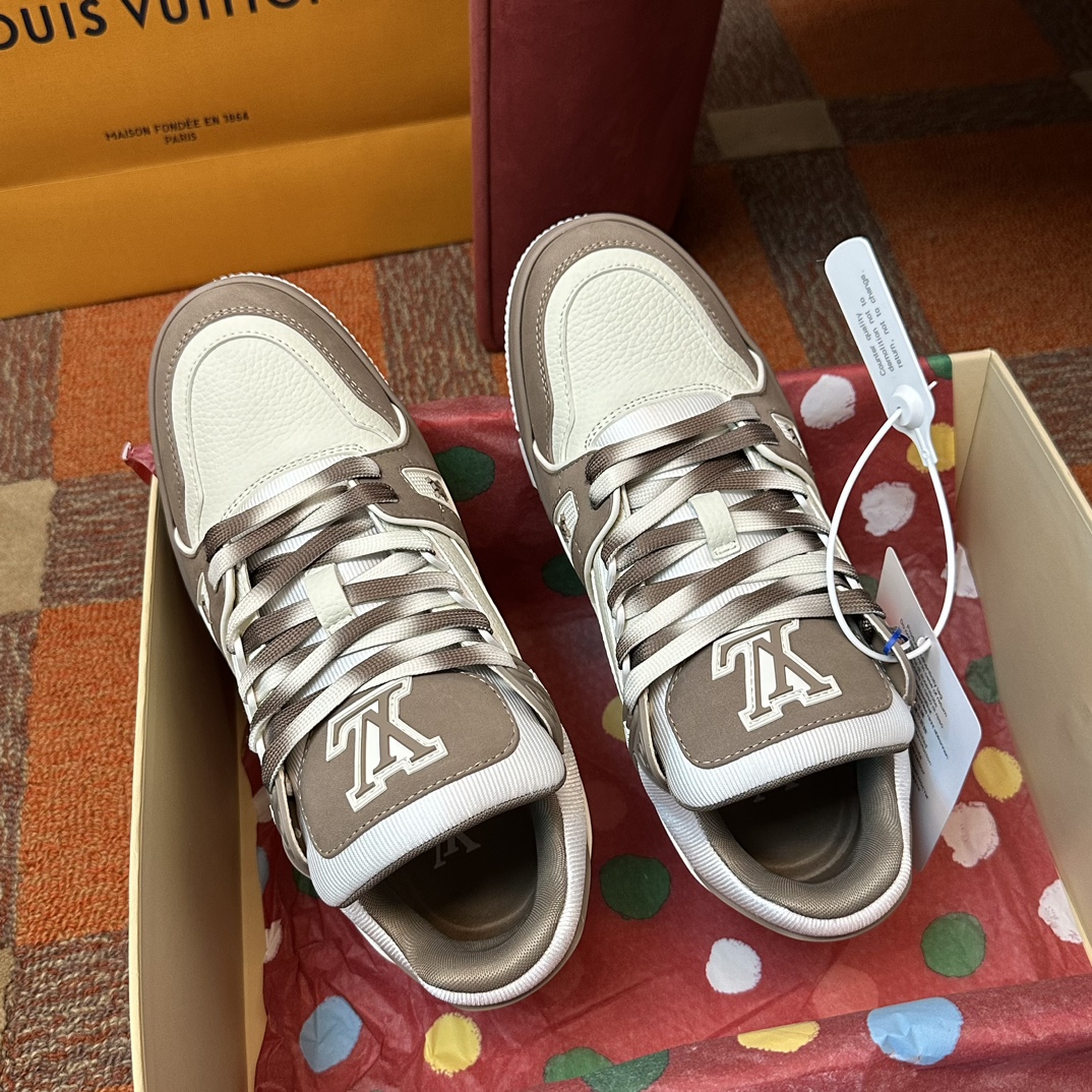 LOUIS VUITTON TRAINERS